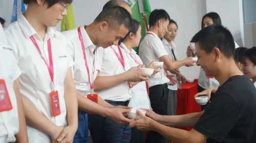 佳歌集成灶8月全国招商大会成功签约85家！再掀浪潮，势不可挡！ 